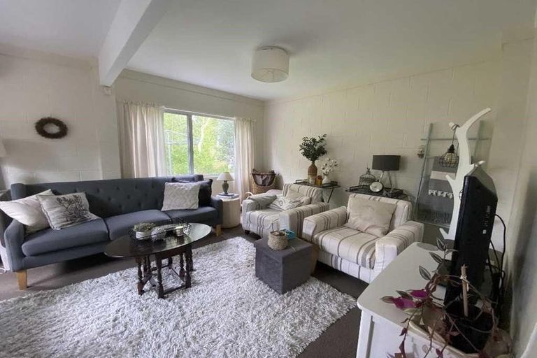 Photo of property in 19 Sylvia Road, Hillcrest, Auckland, 0627