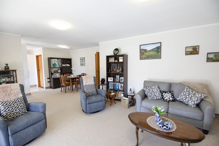 Photo of property in 51c Church Road, Taradale, Napier, 4112