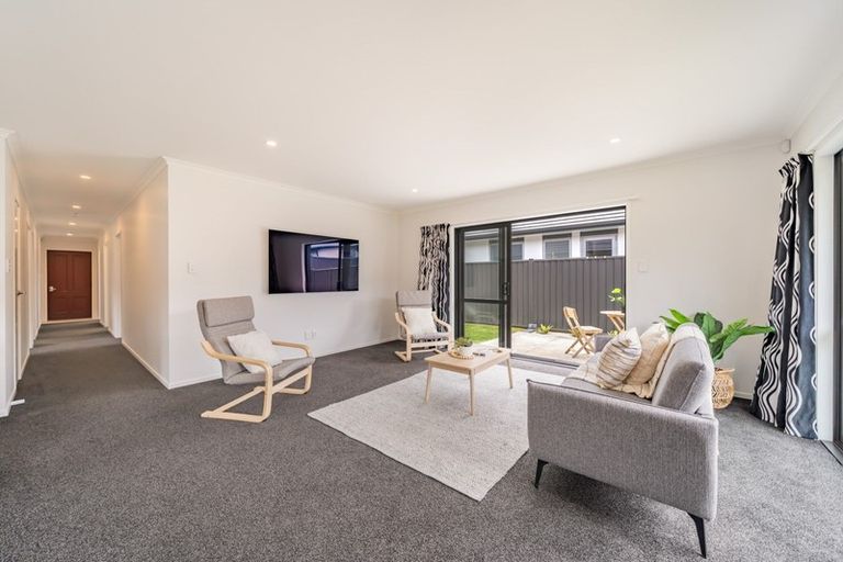 Photo of property in 30 Hopkirk Avenue, Wallaceville, Upper Hutt, 5018