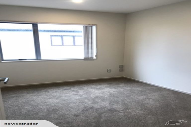 Photo of property in 14 Te Kahu Place, Takanini, 2112