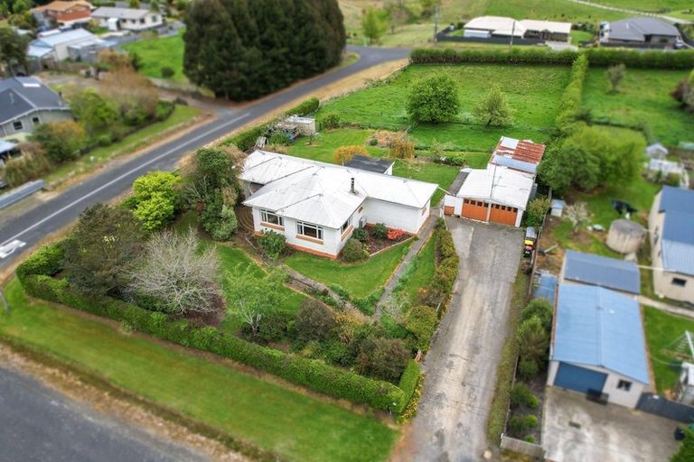 Photo of property in 37 Castleton Street, Allanton, Mosgiel, 9092