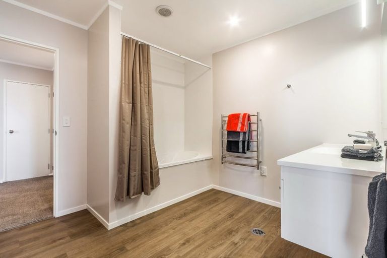 Photo of property in 5/9 Freeman Way, Manukau, Auckland, 2104