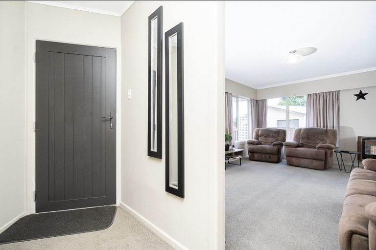 Photo of property in 43 Lewis Street, Glenview, Hamilton, 3206