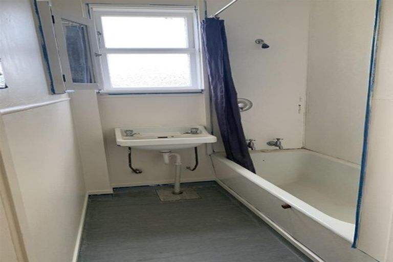 Photo of property in 8 Ajax Street, Stratford, 4332