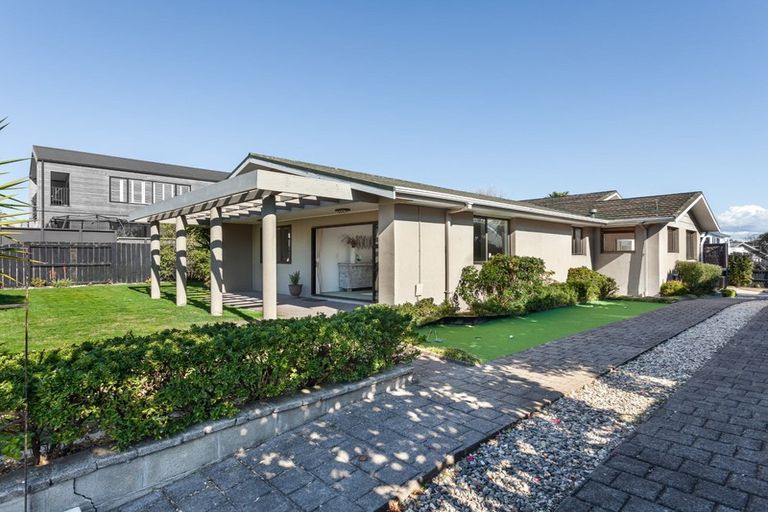 Photo of property in 260 Oceanbeach Road, Mount Maunganui, 3116