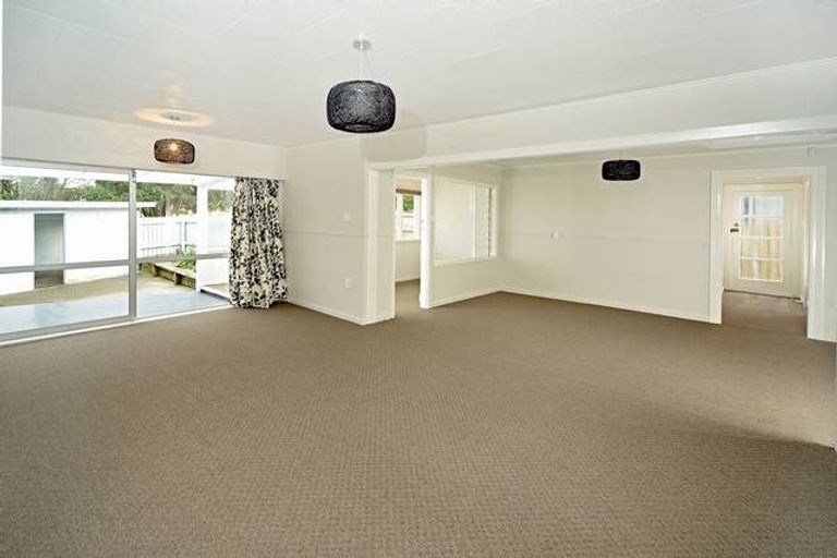 Photo of property in 495a Weymouth Road, Weymouth, Auckland, 2103