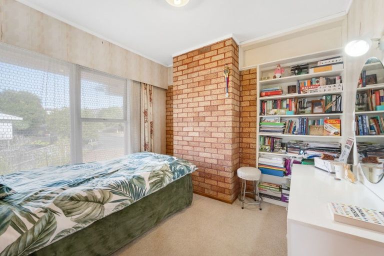 Photo of property in 11 Walter Macdonald Street, Howick, Auckland, 2014