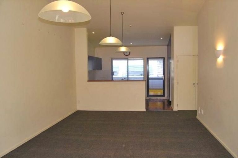 Photo of property in 2j Hatton Street, Karori, Wellington, 6012