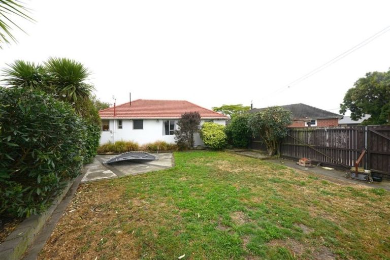 Photo of property in 35 Wilton Crescent, Bishopdale, Christchurch, 8053