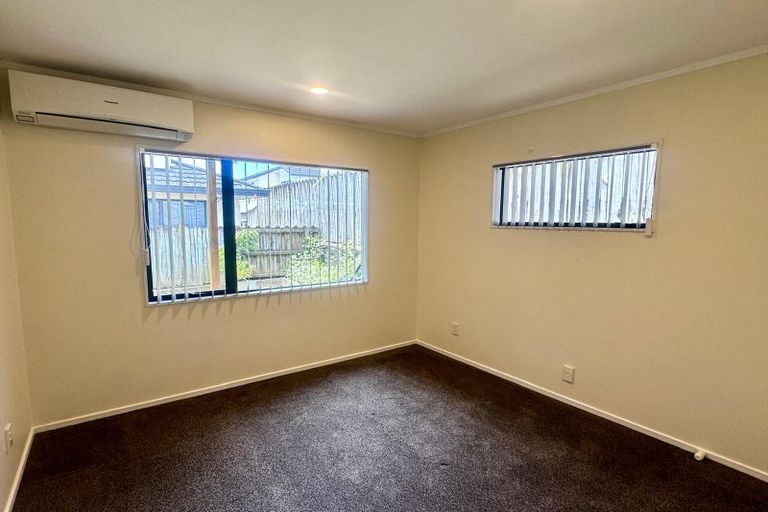 Photo of property in 24a Reeves Road, Pakuranga, Auckland, 2010