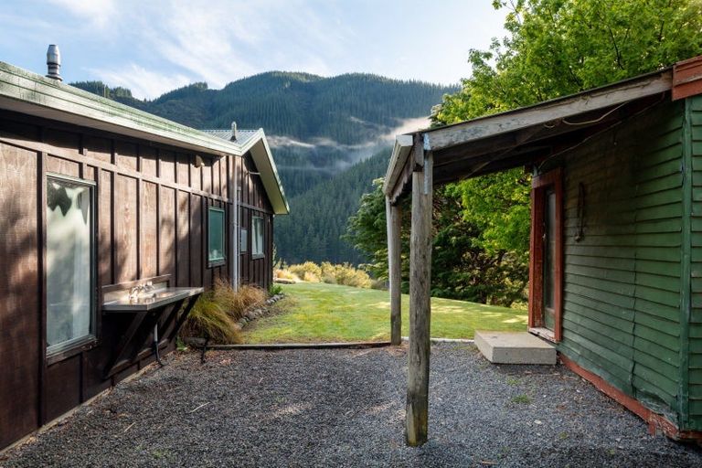 Photo of property in 675 Waikakaho Road, Tuamarina, Blenheim, 7273