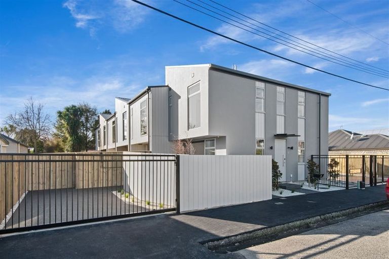 Photo of property in 7d Buffon Street, Waltham, Christchurch, 8023