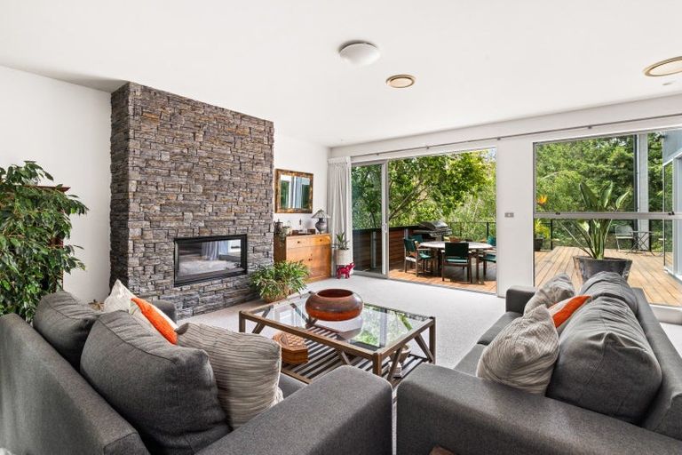 Photo of property in 27a Hikanui Drive, Havelock North, 4130