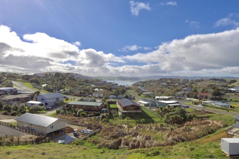 Photo of property in 14 Puka Place, Raglan, 3225