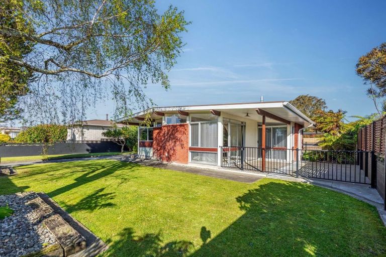Photo of property in 96 Long Melford Road, Awapuni, Palmerston North, 4412