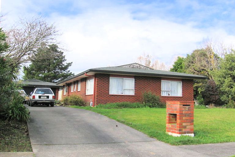 Photo of property in 17 Willowbank Crescent, Feilding, 4702