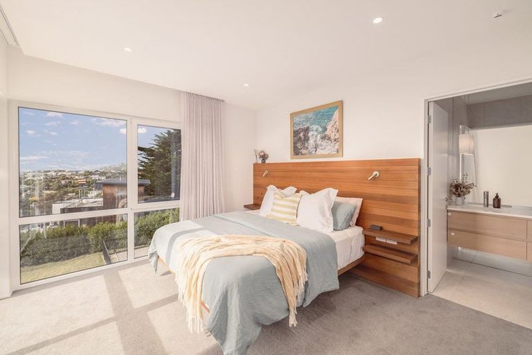 Photo of property in 83 Major Hornbrook Road, Mount Pleasant, Christchurch, 8081