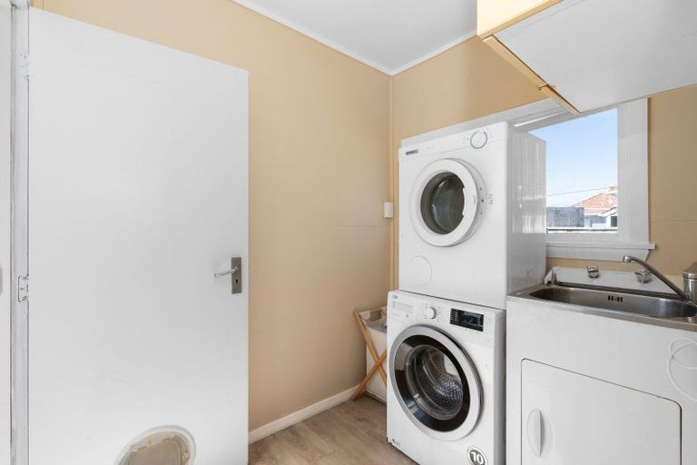 Photo of property in 14 Russell Street, Foxton, 4814