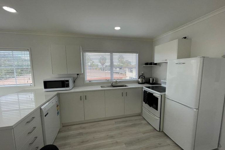 Photo of property in 198 Oceanbeach Road, Mount Maunganui, 3116