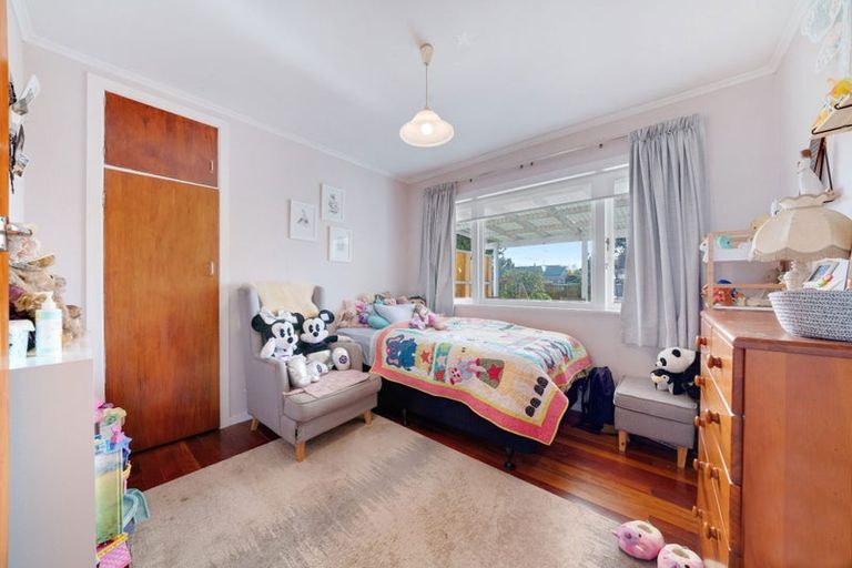 Photo of property in 1/116 Clevedon Road, Papakura, 2110
