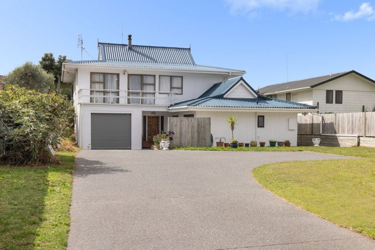 Photo of property in 563 Pukehina Parade, Pukehina, Te Puke, 3189