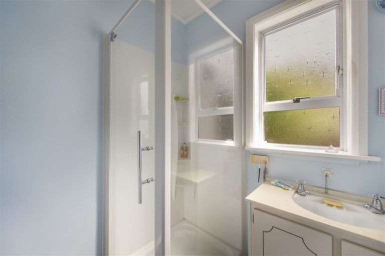 Photo of property in 216 Fox Street, Hamilton East, Hamilton, 3216