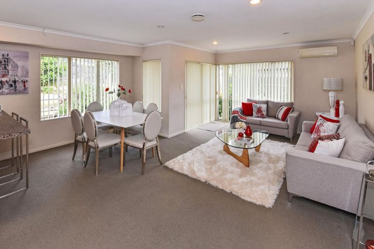 Photo of property in 26 Foxlaw Street, Randwick Park, Auckland, 2105