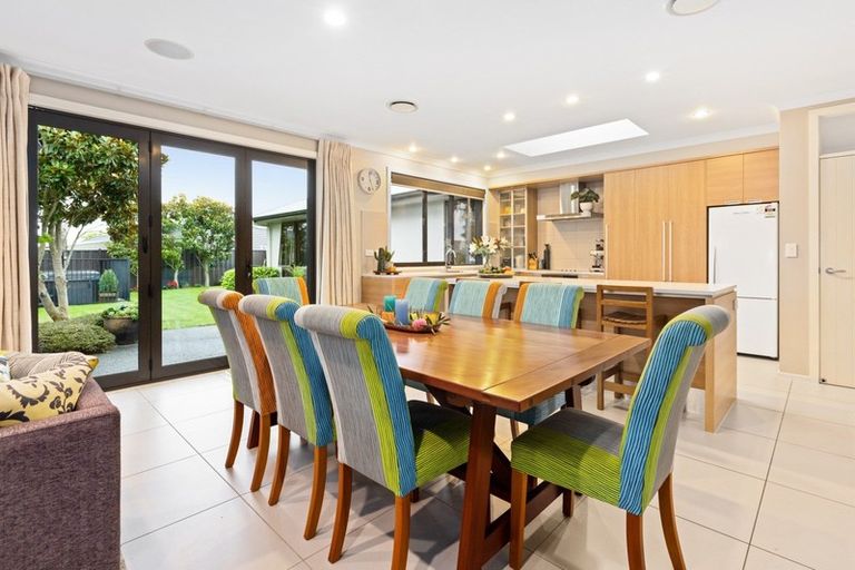 Photo of property in 7 Kirkpatrick Place, Havelock North, 4130