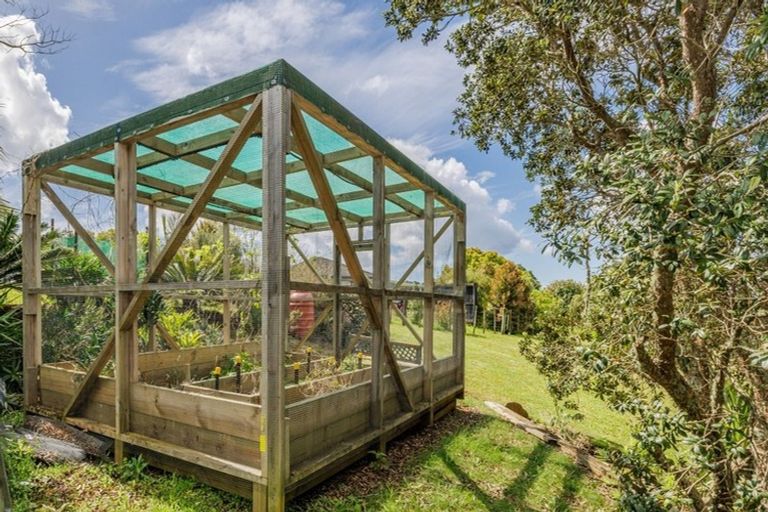 Photo of property in 33a Skudders Beach Road, Kerikeri, 0294