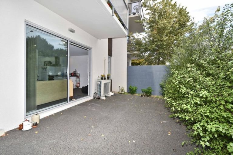 Photo of property in 9/318 Barbadoes Street, Christchurch Central, Christchurch, 8011