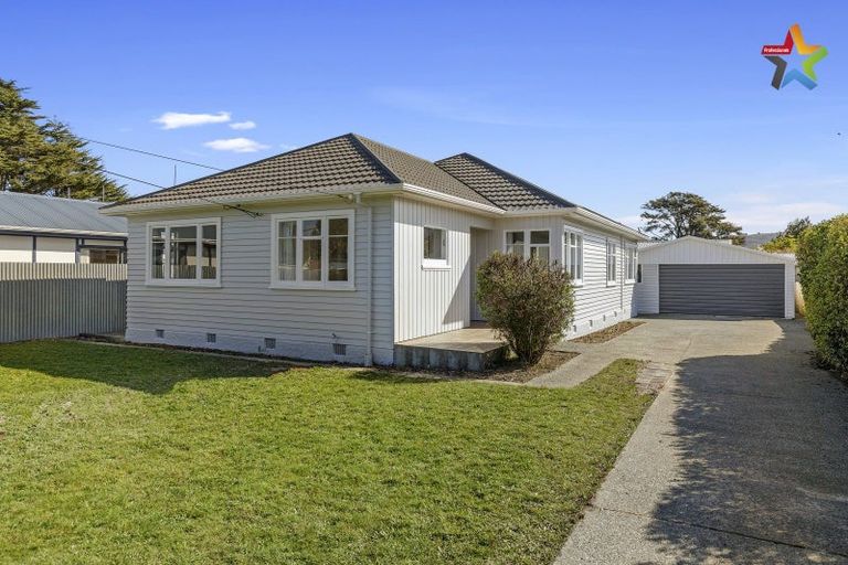 Photo of property in 10 Melrose Street, Wallaceville, Upper Hutt, 5018