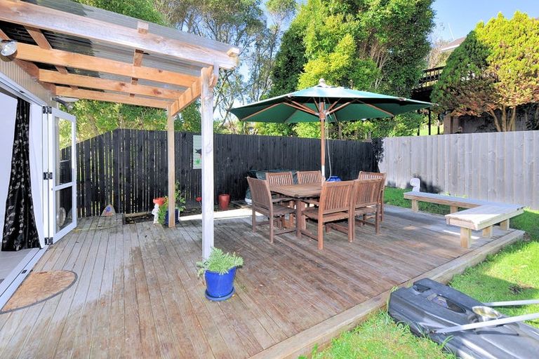 Photo of property in 17 Fitzwilliam Drive, Torbay, Auckland, 0630