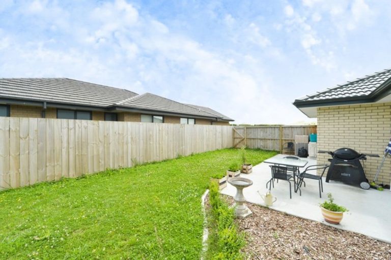 Photo of property in 5 Waikai Close, Ruakura, Hamilton, 3214