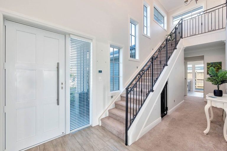 Photo of property in 13 Milano Boulevard, Karaka, Papakura, 2113