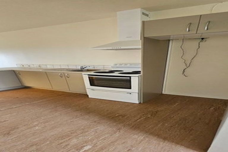 Photo of property in 16/242 Great North Road, Henderson, Auckland, 0612