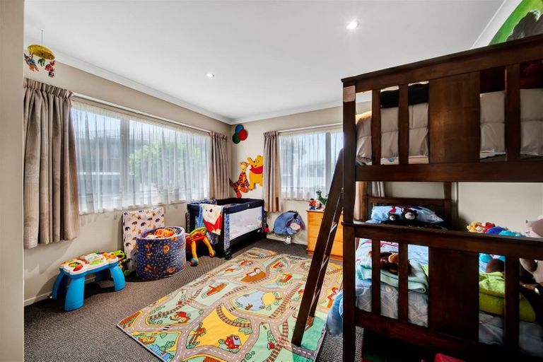 Photo of property in 8 Bandon Grove, Bell Block, New Plymouth, 4312