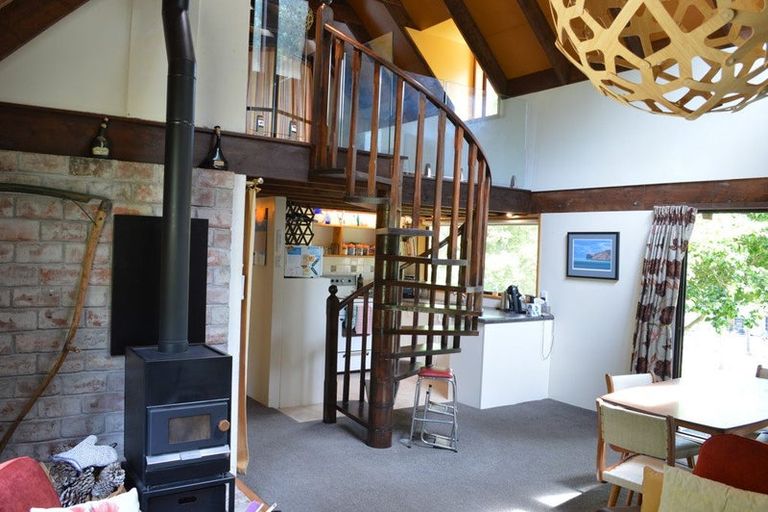 Photo of property in 58 Woodills Road, Akaroa, 7520