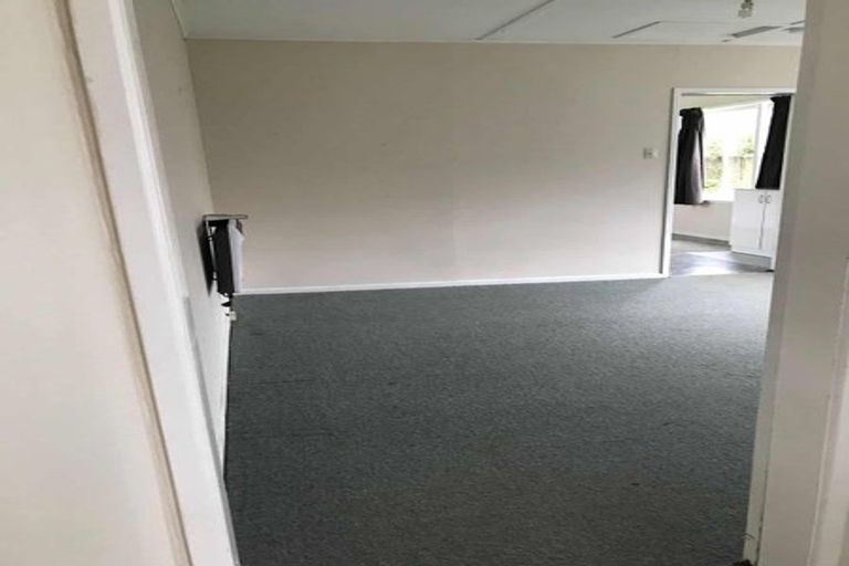 Photo of property in 58 Glendale Road, Glen Eden, Auckland, 0602