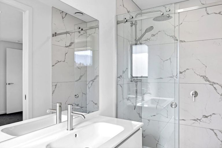 Photo of property in 37 Gillespie Street, Lake Hawea, 9382