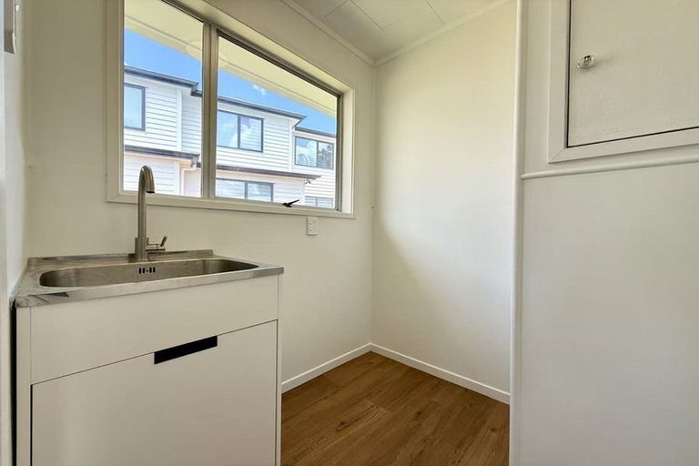 Photo of property in 23 Bellringer Road, Massey, Auckland, 0614