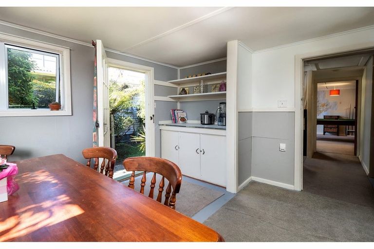 Photo of property in 146 Opawa Road, Opawa, Christchurch, 8023