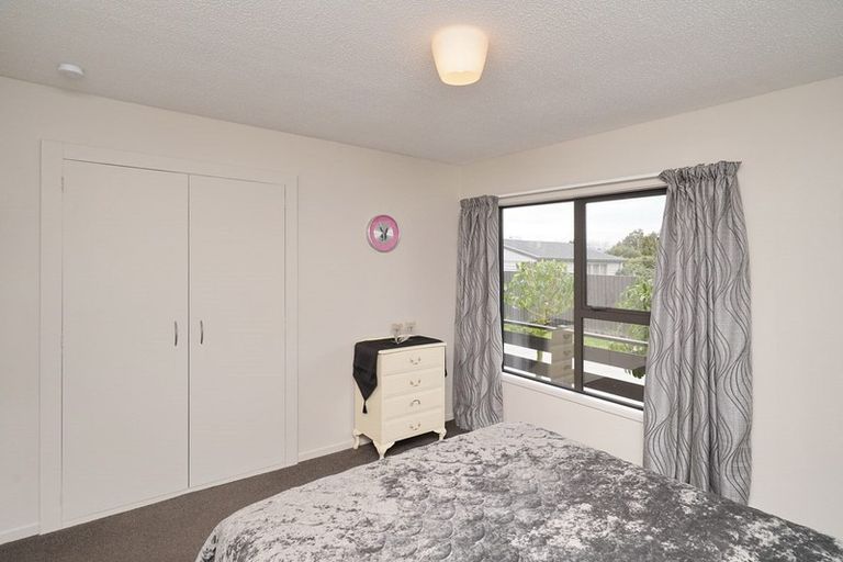 Photo of property in 4 Burnridge Place, Belfast, Christchurch, 8051