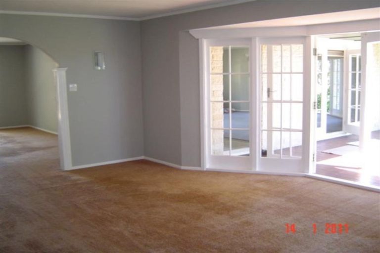 Photo of property in 76a Mangorei Road, Strandon, New Plymouth, 4312