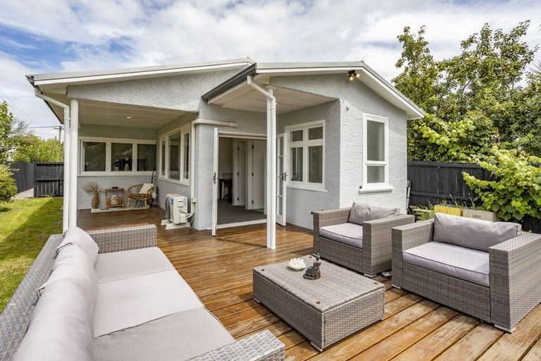 Photo of property in 12a Cradock Street, South New Brighton, Christchurch, 8062