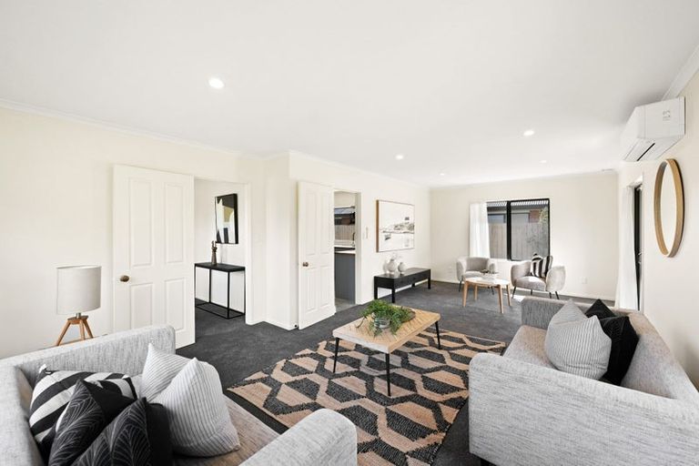 Photo of property in 36 Cairns Crescent, Rototuna, Hamilton, 3210