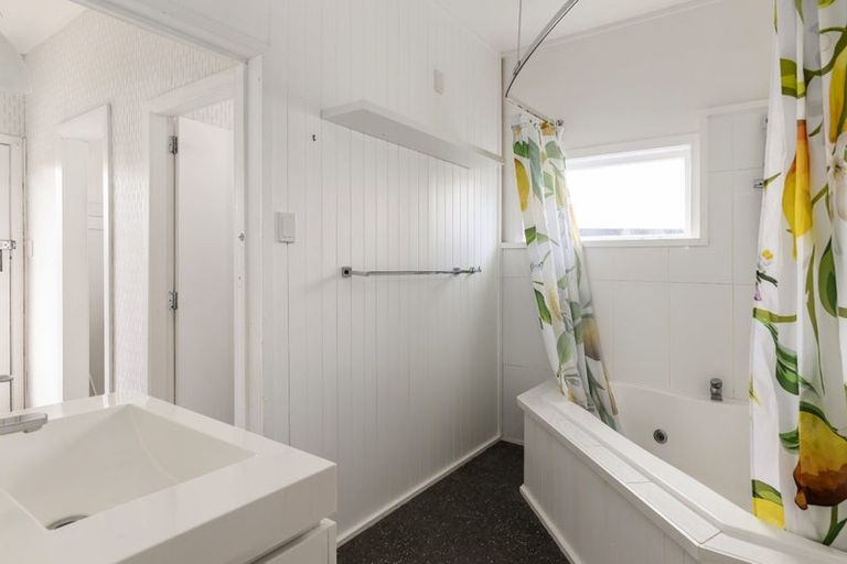 Photo of property in 34 Mowat Street, Springlands, Blenheim, 7201