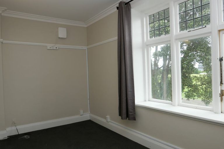 Photo of property in 84a Salamanca Road, Kelburn, Wellington, 6012