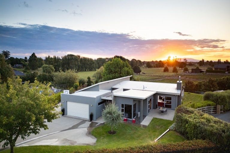 Photo of property in 9 Fencourt Road, Cambridge, 3496