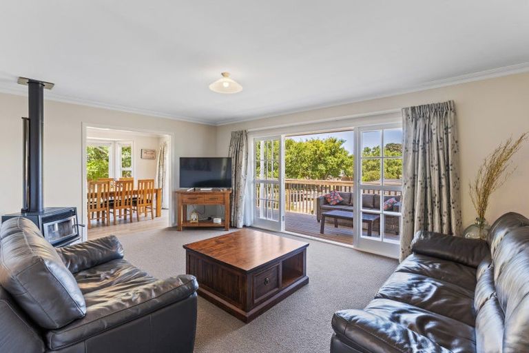 Photo of property in 42 Tui Road, Raumati Beach, Paraparaumu, 5032