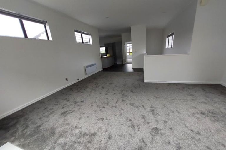 Photo of property in 6b Claverton Grove, Churton Park, Wellington, 6037